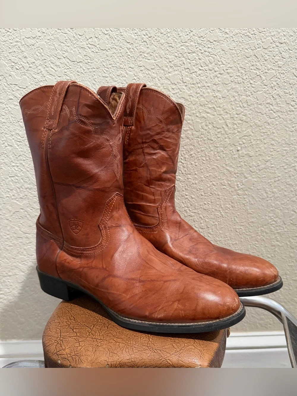 Ariat Chestnut Brown Leather Western Pull-On Boots